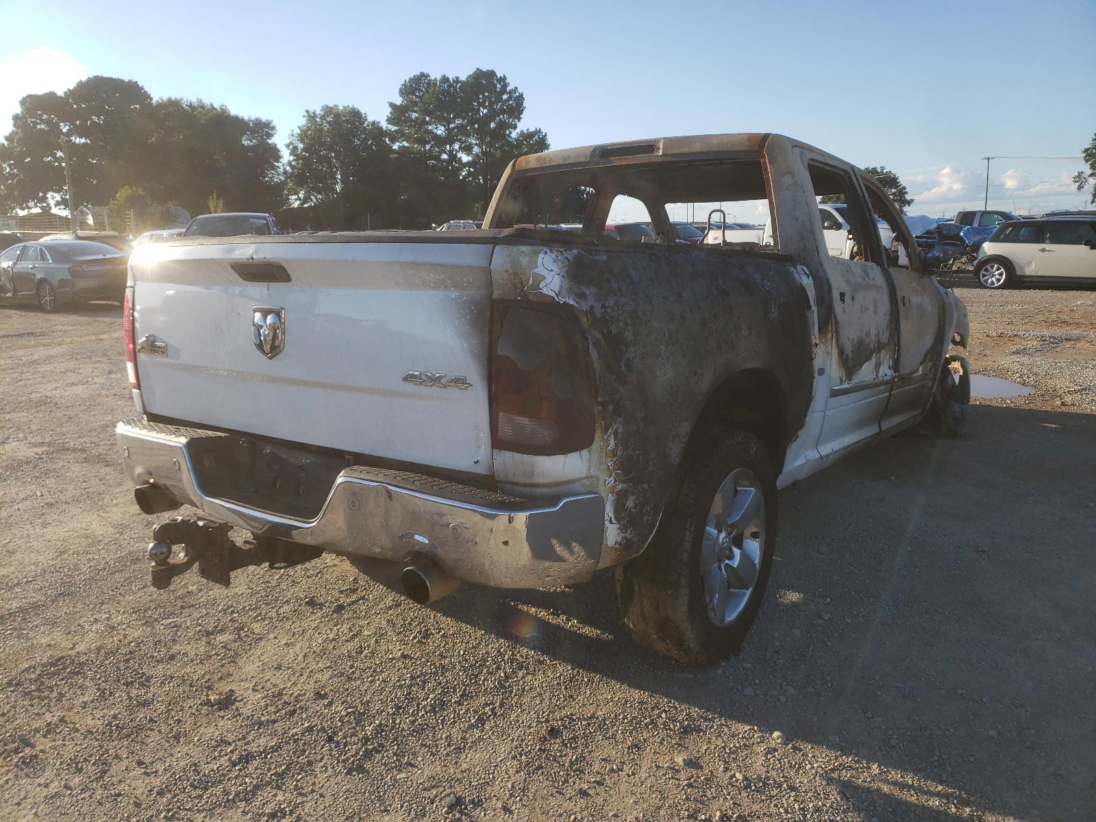 Photo 4 from auction – 2015 RAM 1500 SLT with VIN 1C6RR7LM6FS712439