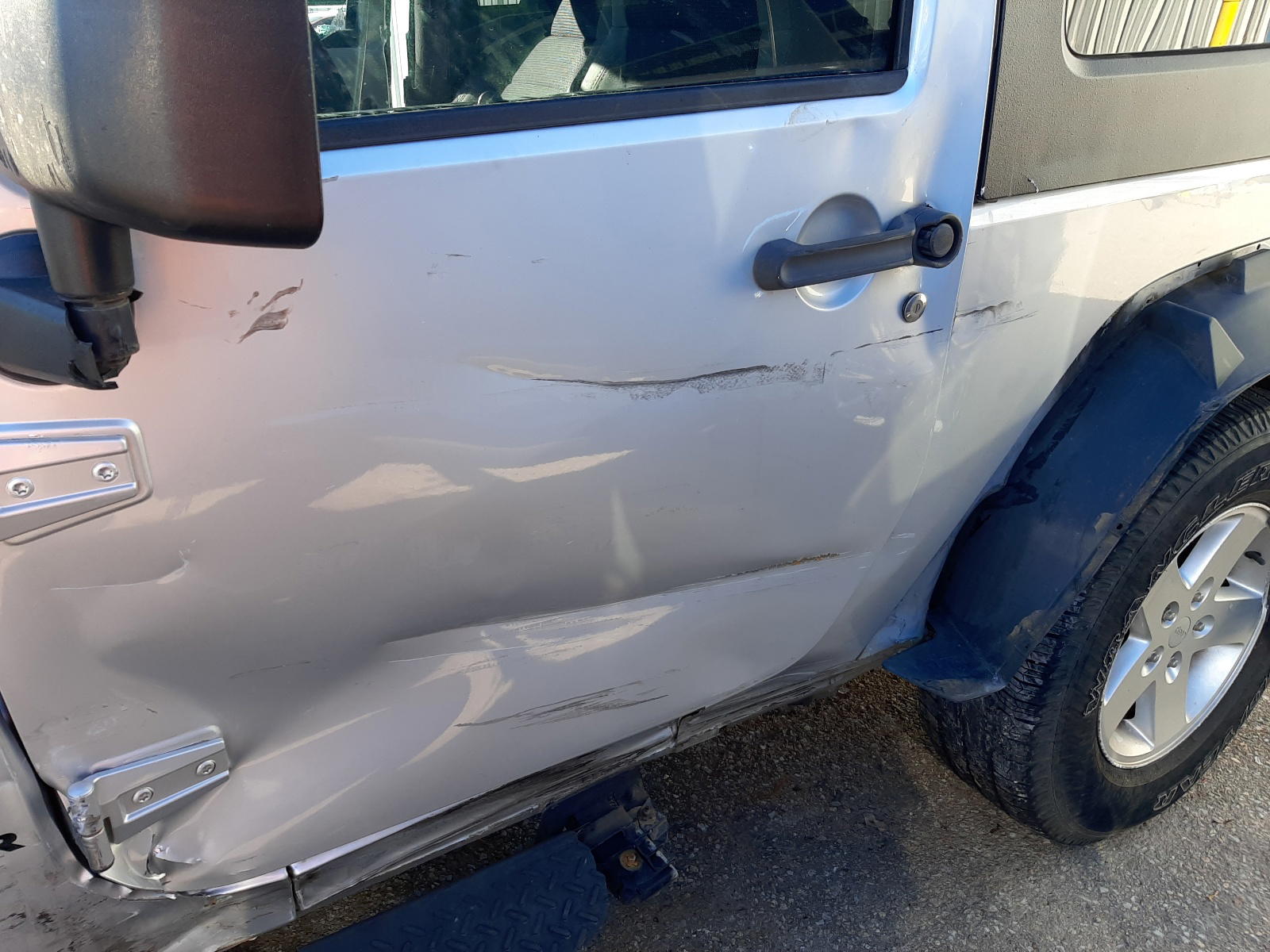 Photo 10 from auction – 2007 JEEP WRANGLER X with VIN 1J4FA24157L204575
