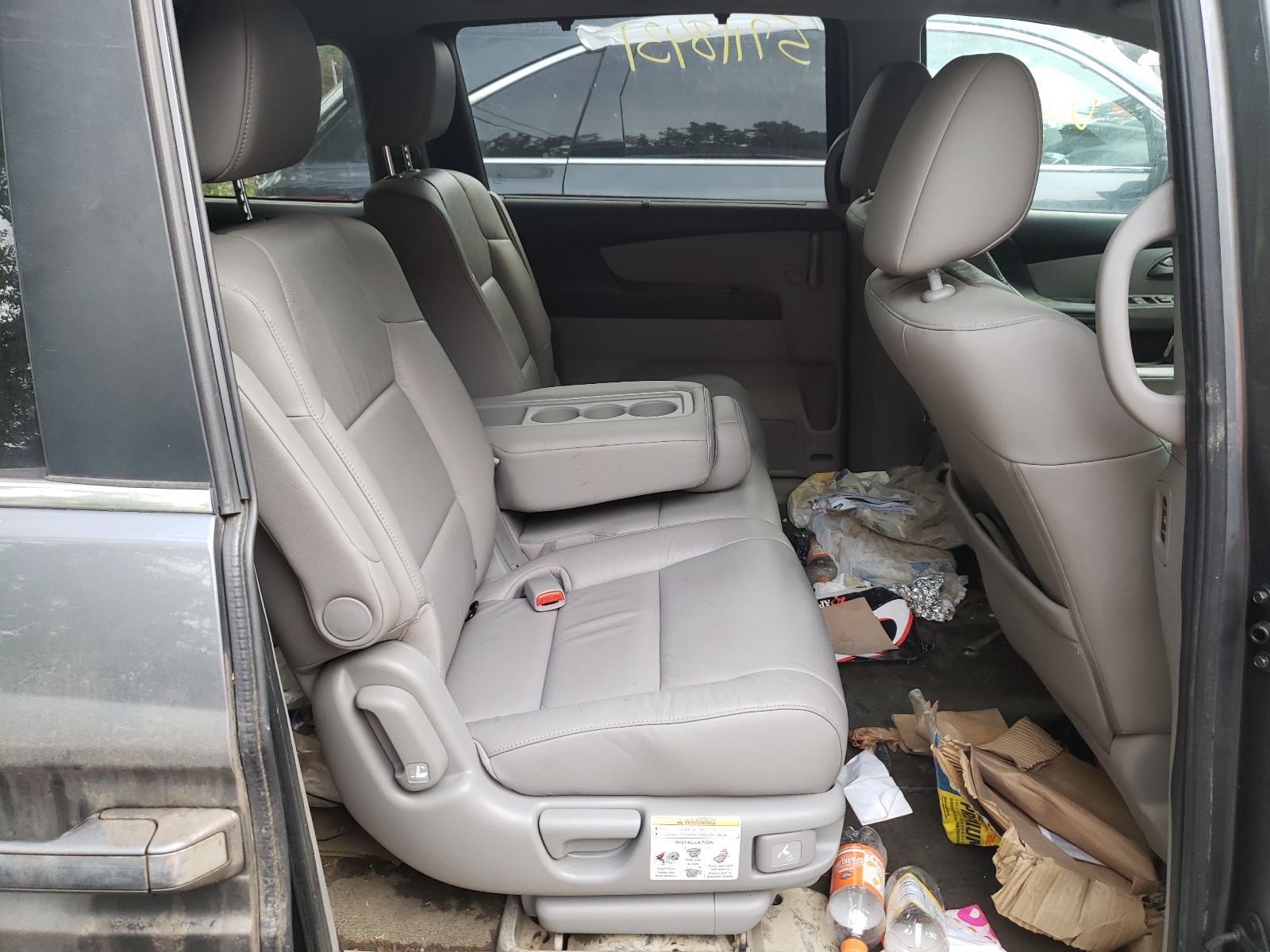 Photo 6 from auction – 2011 HONDA ODYSSEY EX with VIN 5FNRL5H62BB097078