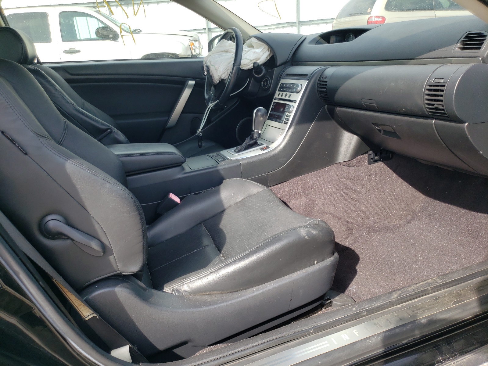 Photo 5 from auction – 2005 INFINITI G35 with VIN JNKCV54E45M415547
