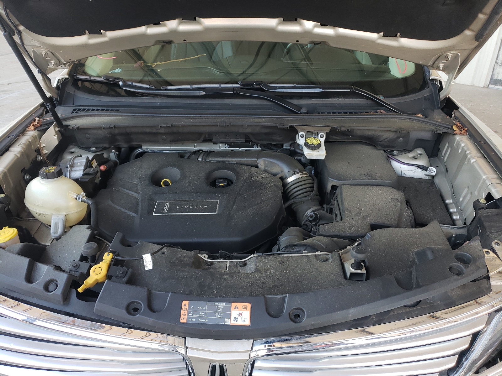 Photo 7 from auction – 2017 LINCOLN MKC RESERV with VIN 5LMCJ3C97HUL50115