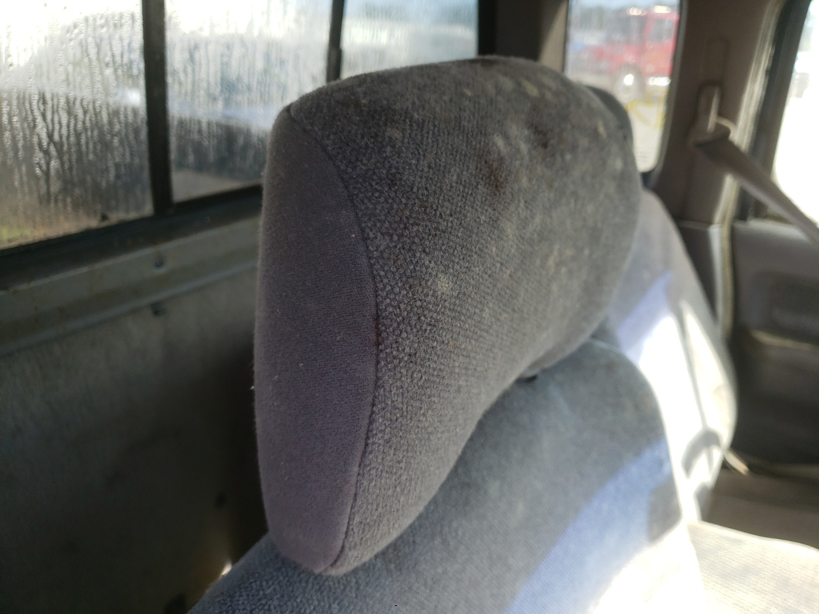Photo 6 from auction – 2000 NISSAN FRONTIER K with VIN 1N6DD26S9YC435794