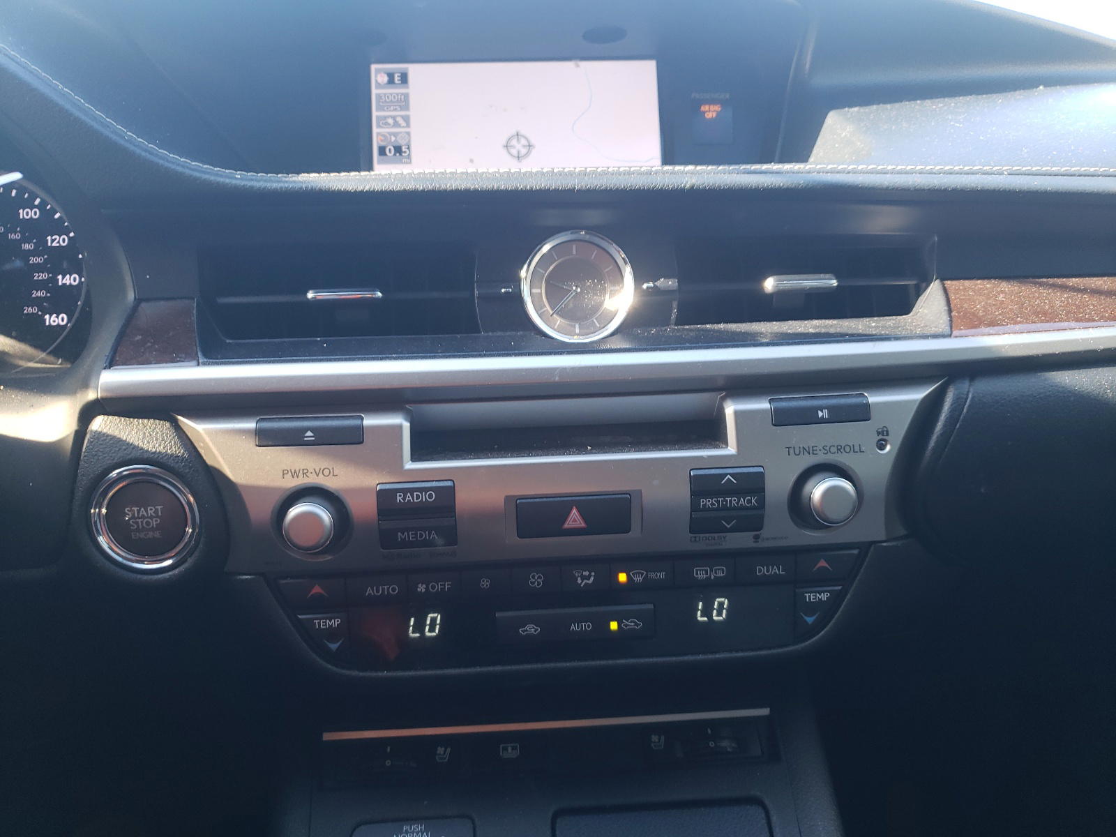 Photo 9 from auction – 2013 LEXUS ES 350 with VIN JTHBK1GG4D2067849