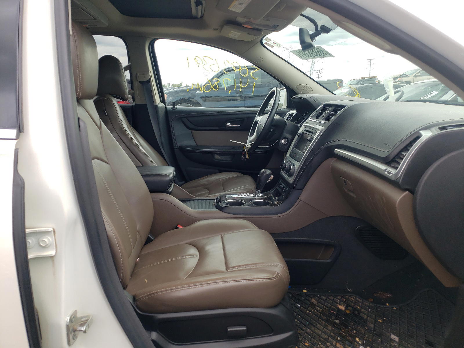 Photo 5 from auction – 2013 GMC ACADIA SLT with VIN 1GKKVRKD0DJ237302