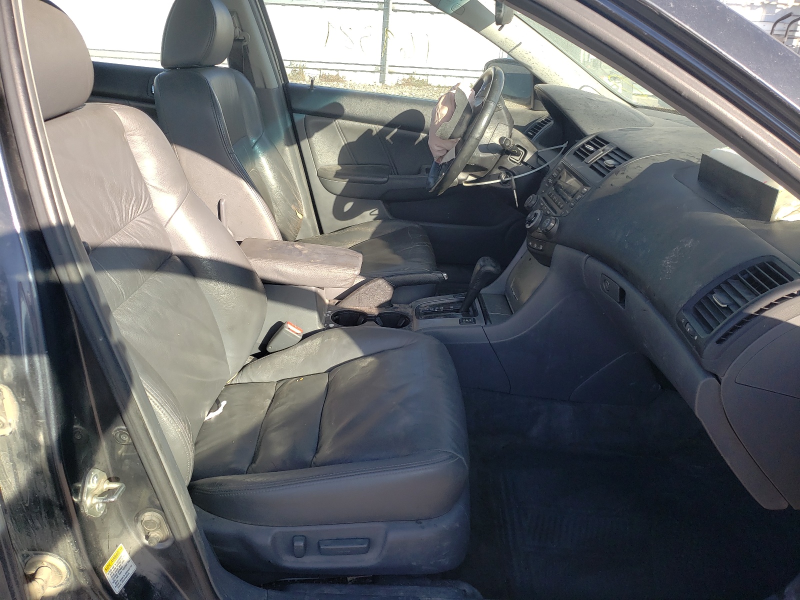Photo 5 from auction – 2004 HONDA ACCORD EX with VIN 1HGCM66534A031574
