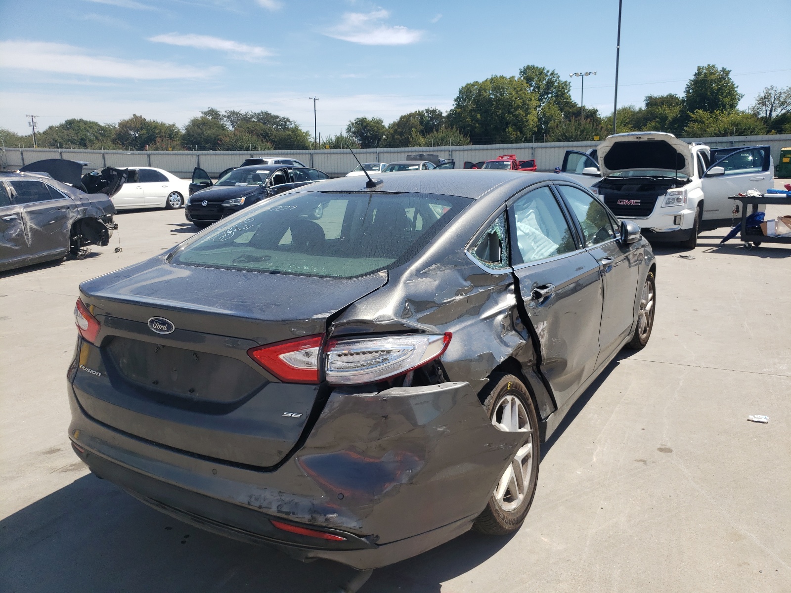 Photo 4 from auction – 2016 FORD FUSION SE with VIN 3FA6P0H79GR269444