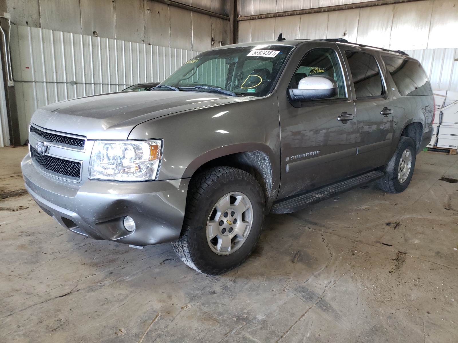 Photo 2 from auction – 2007 CHEVROLET SUBURBAN K with VIN 3GNFK16387G291081