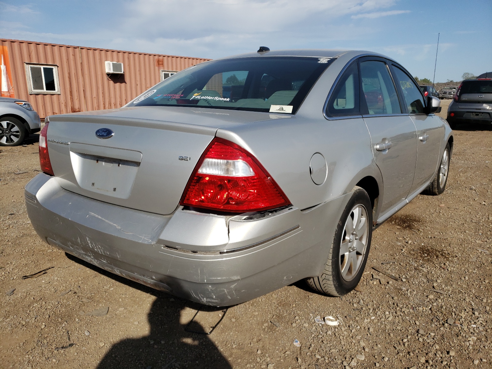 Photo 4 from auction – 2007 FORD FIVE HUNDR with VIN 1FAHP24107G154776