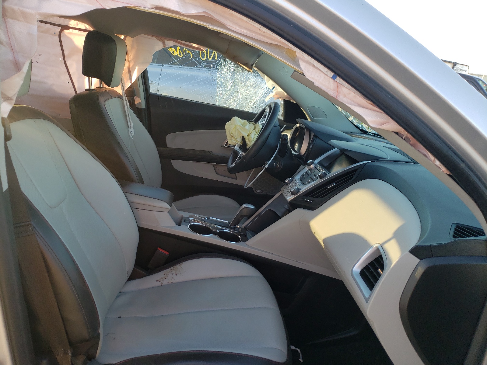 Photo 19 from auction – 2012 CHEVROLET EQUINOX LT with VIN 2GNALPEK0C1131413