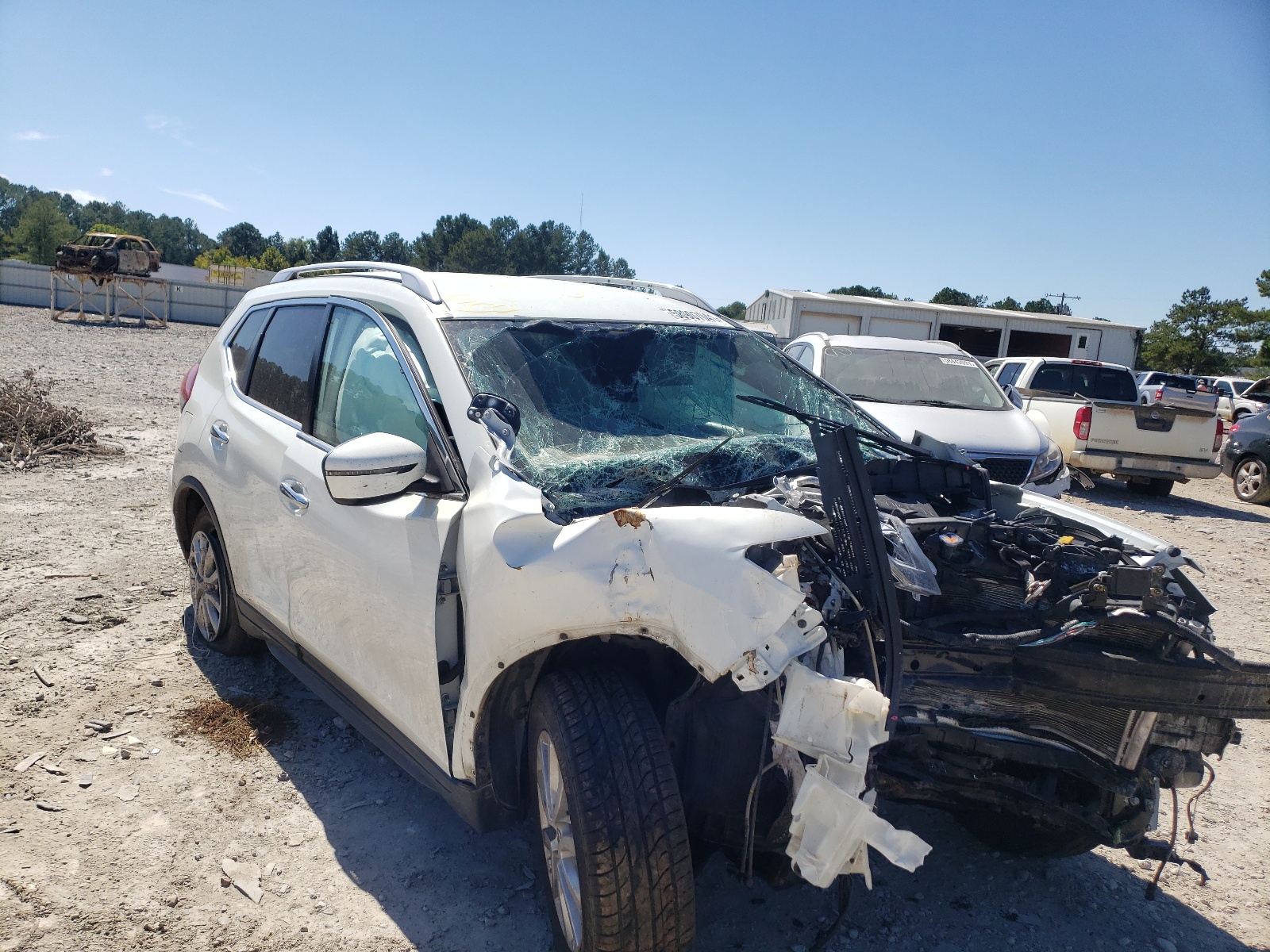 Photo 1 from auction – 2019 NISSAN ROGUE S with VIN KNMAT2MTXKP516937