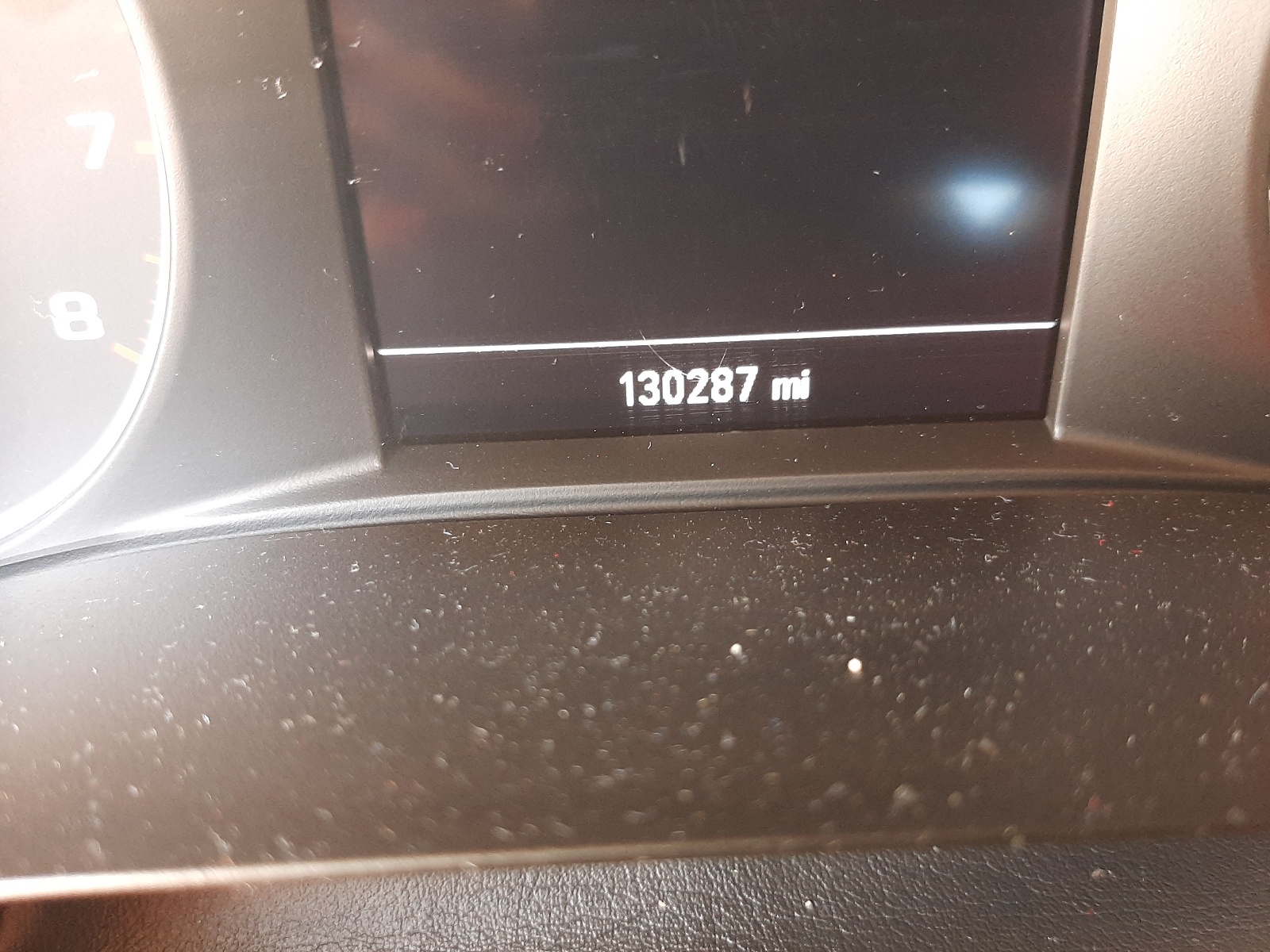 Photo 8 from auction – 2018 CHEVROLET TRAVERSE L with VIN 1GNERFKW3JJ249833