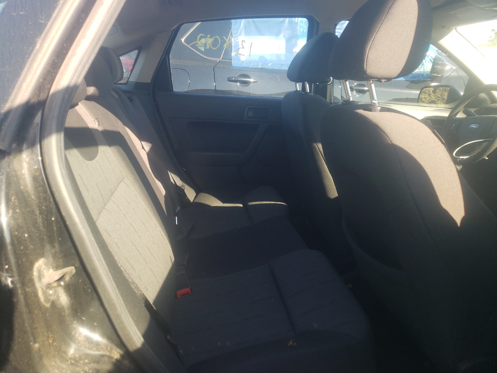 Photo 6 from auction – 2009 FORD FOCUS SE with VIN 1FAHP35N19W184272