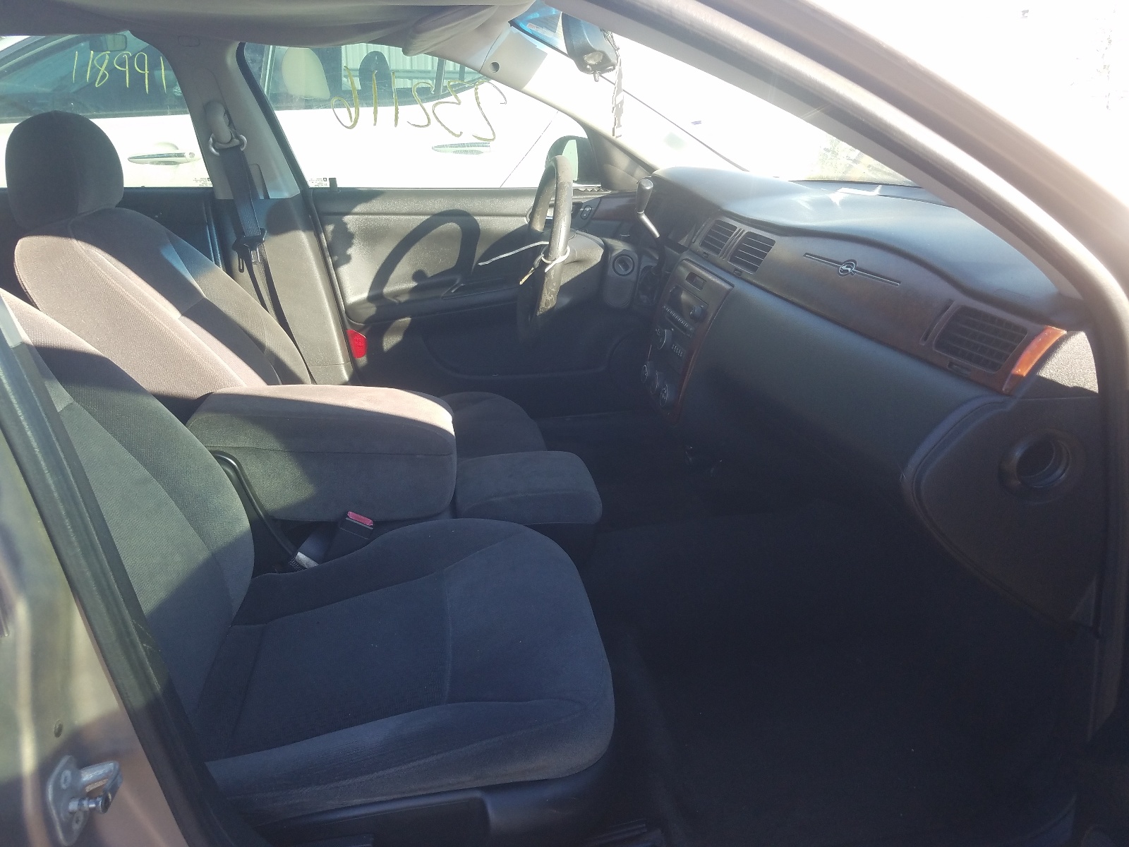 Photo 5 from auction – 2006 CHEVROLET IMPALA LS with VIN 2G1WB58K169394039