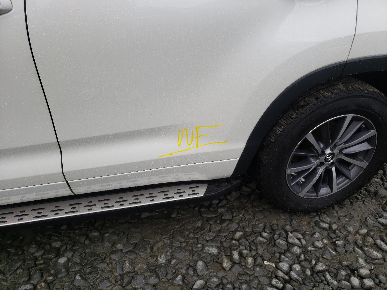 Photo 9 from auction – 2018 TOYOTA HIGHLANDER with VIN 5TDJZRFH7JS868202