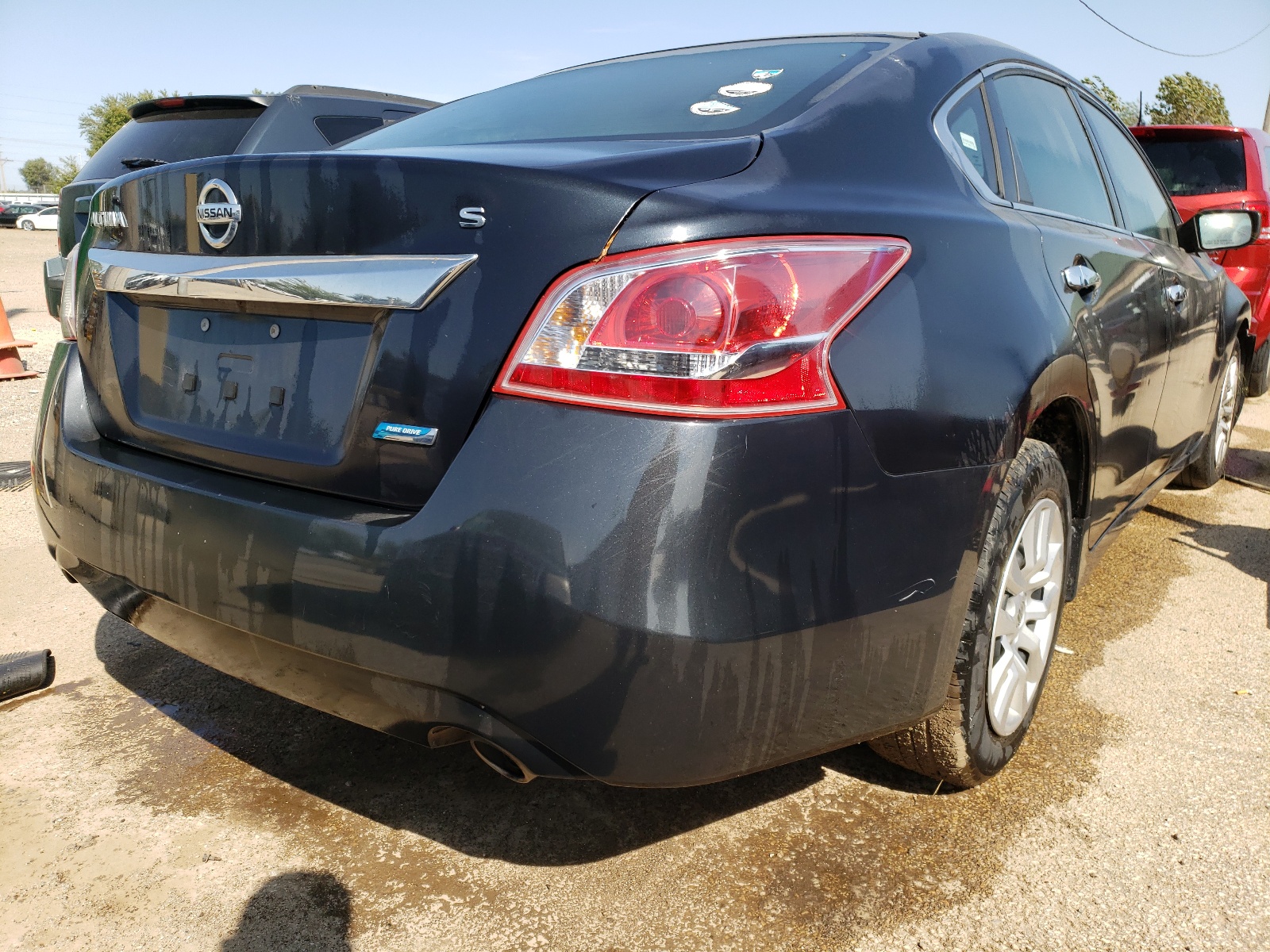 Photo 4 from auction – 2013 NISSAN ALTIMA 2.5 with VIN 1N4AL3AP8DN563160