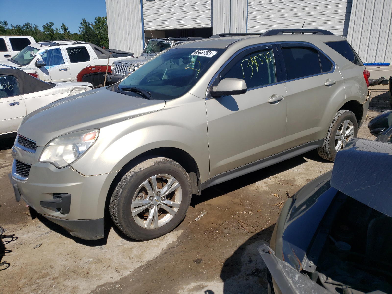 Photo 2 from auction – 2015 CHEVROLET EQUINOX LT with VIN 2GNALBEK2F1136877