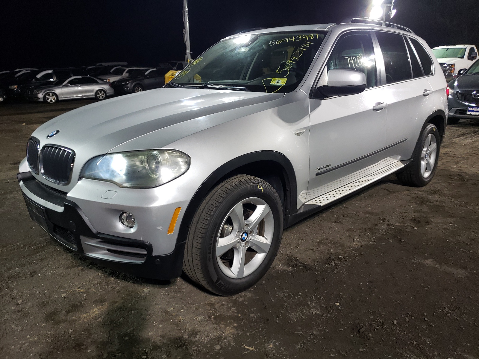 Photo 2 from auction – 2009 BMW X5 XDRIVE3 with VIN 5UXFE435X9L270440
