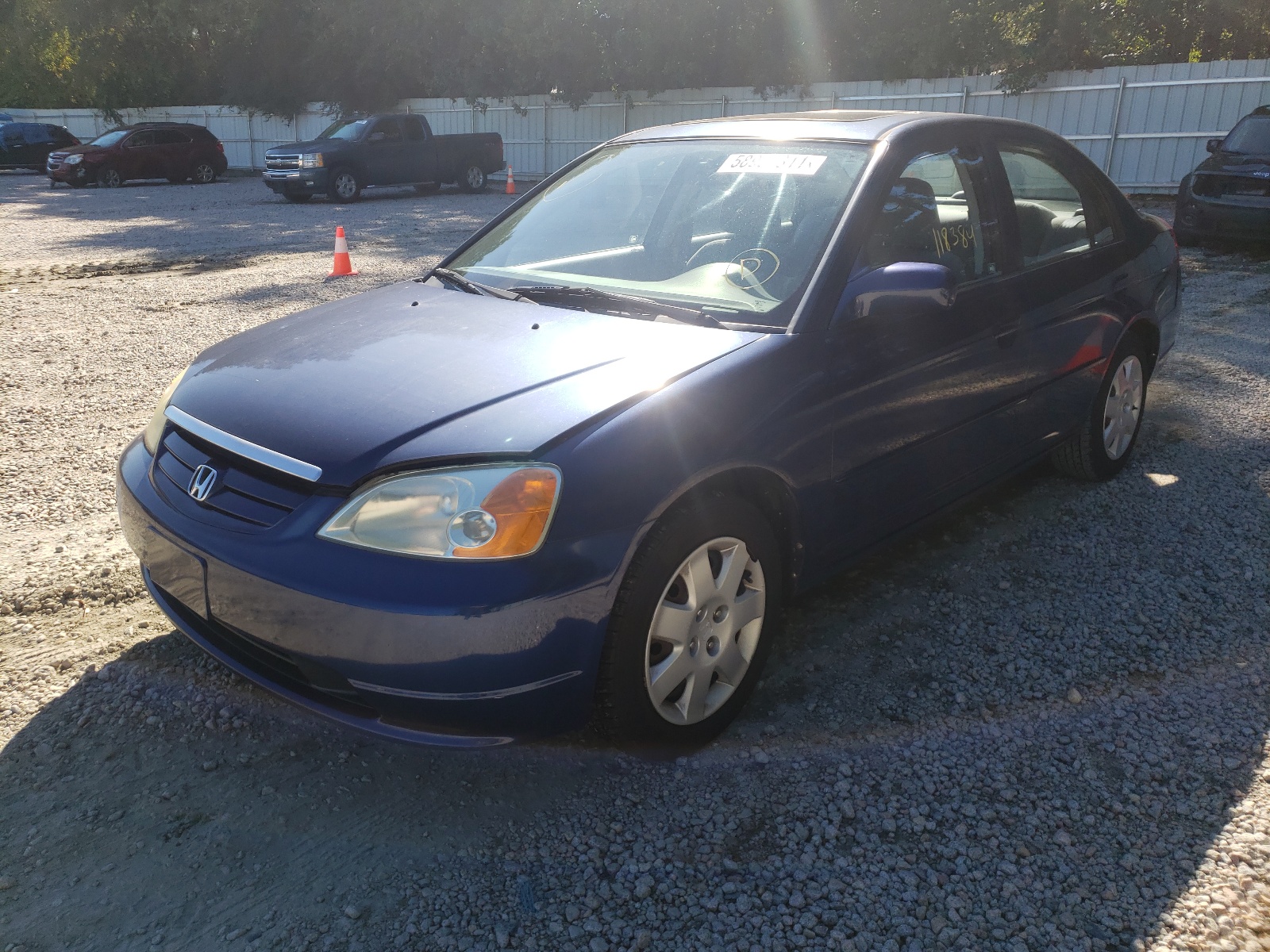 Photo 2 from auction – 2001 HONDA CIVIC EX with VIN 1HGES26771L057295