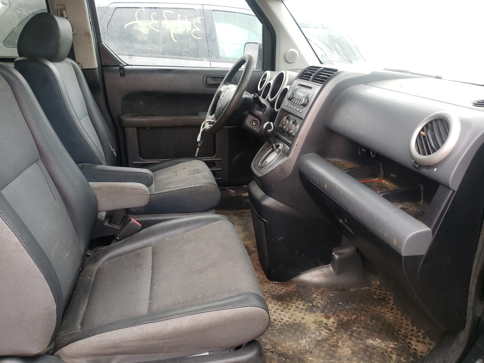 Photo 5 from auction – 2006 HONDA ELEMENT EX with VIN 5J6YH18616L016008