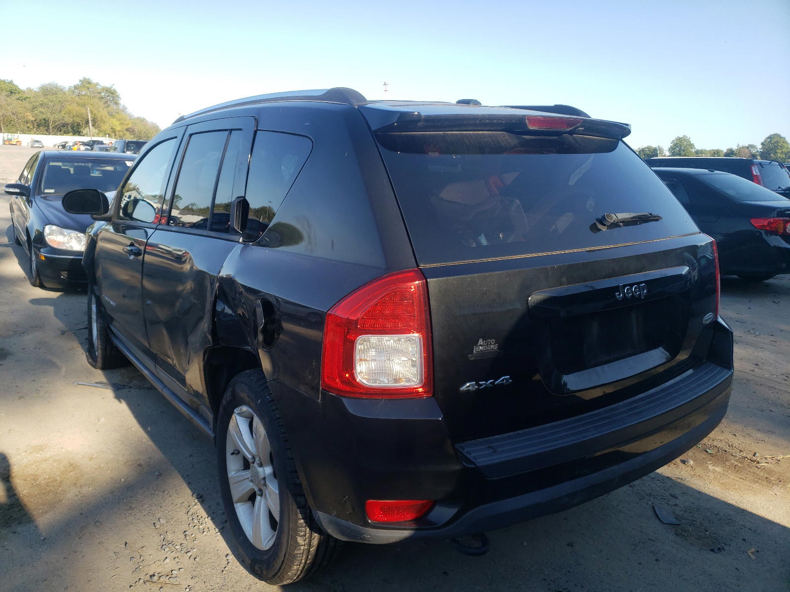 Photo 3 from auction – 2011 JEEP COMPASS SP with VIN 1J4NF1FB7BD154312