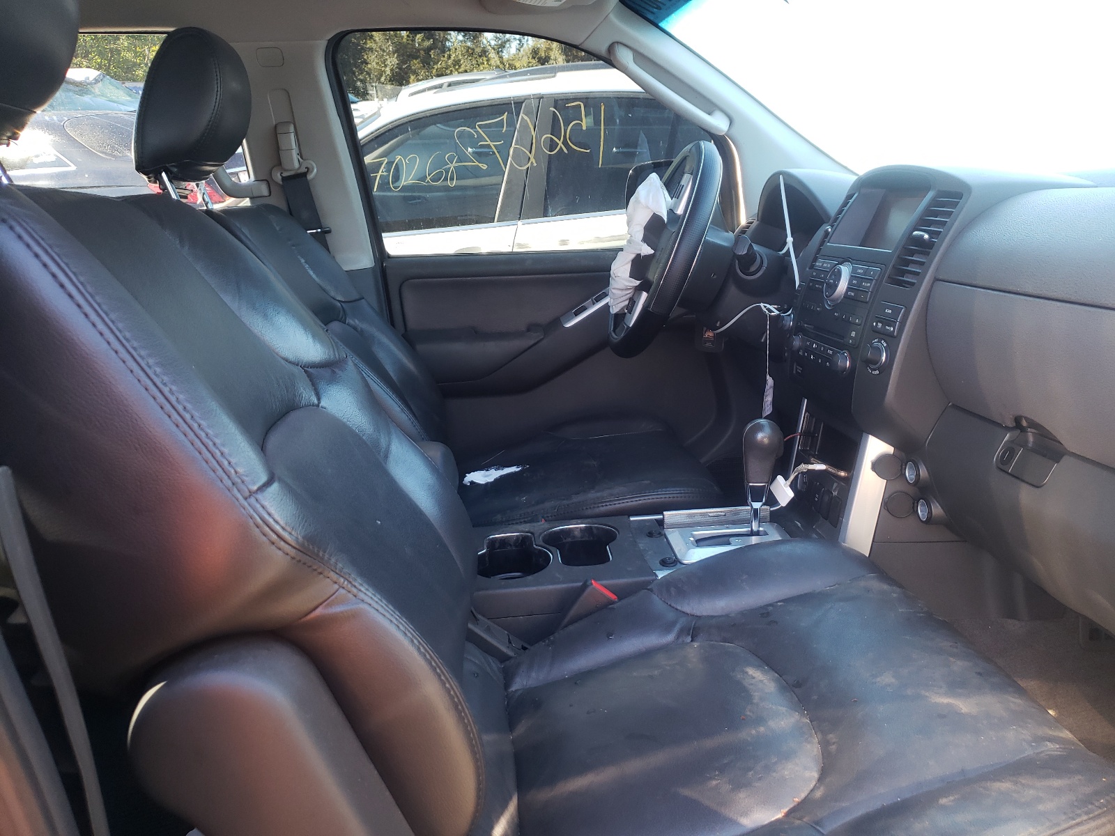 Photo 5 from auction – 2010 NISSAN PATHFINDER with VIN 5N1AR1NB4AC607251