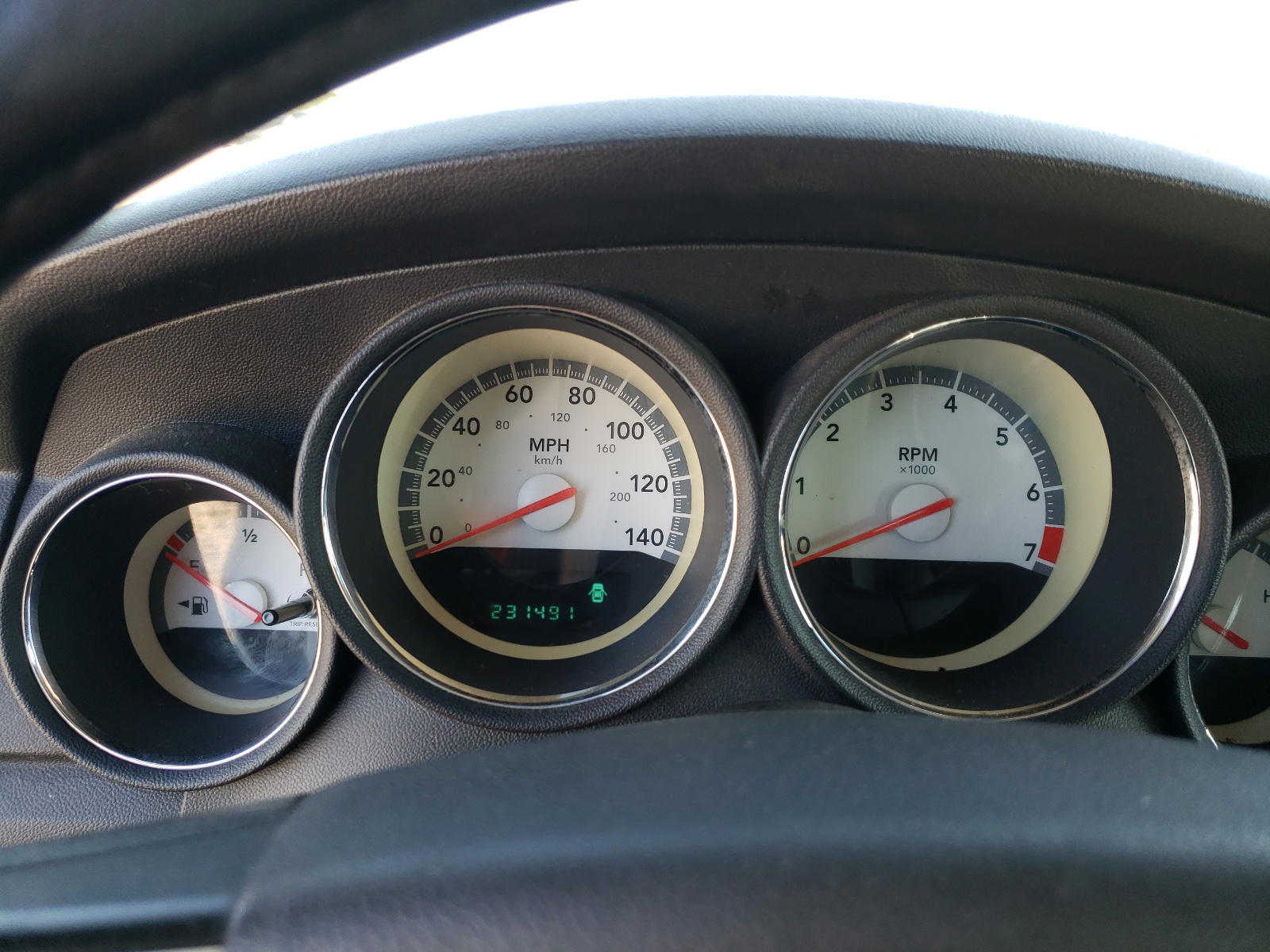 Photo 8 from auction – 2010 DODGE CHARGER SX with VIN 2B3CA3CV9AH311640