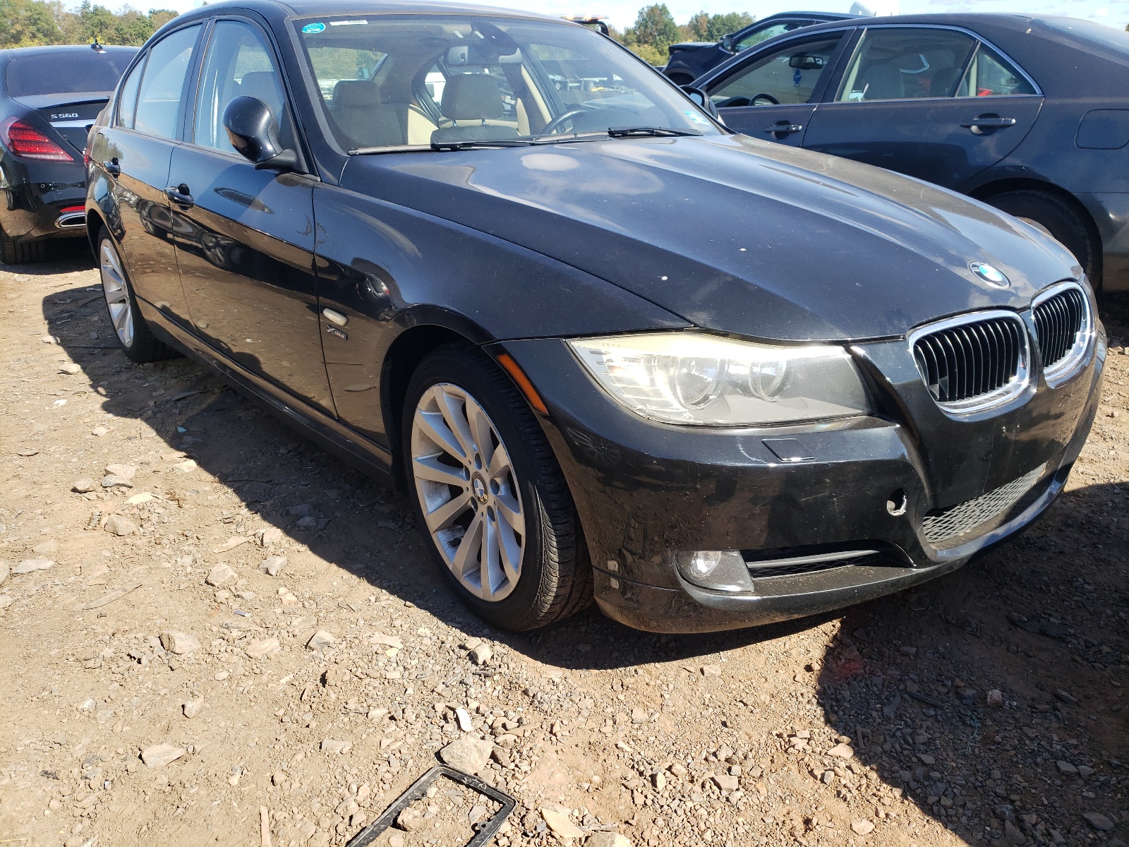 BMW 328 XI SUL 2011 with VIN WBAPK5C57BA662388 - Photo from auction