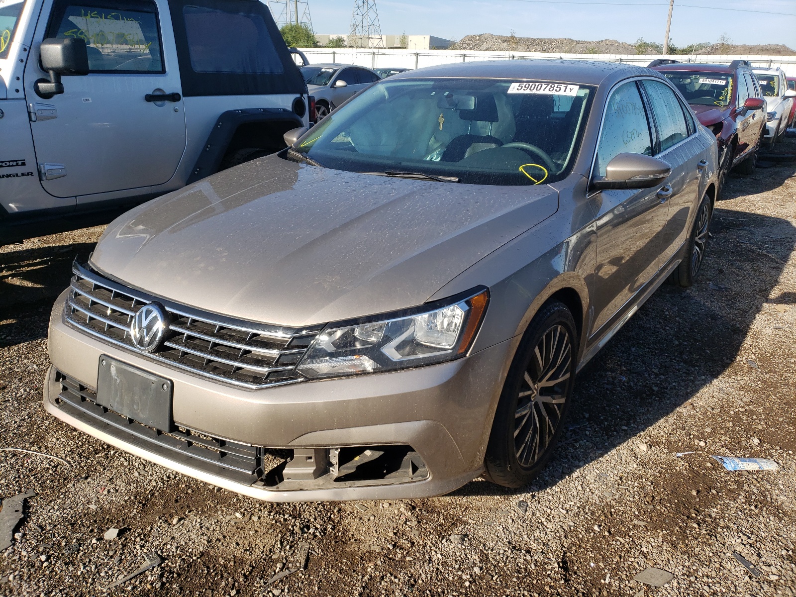 Photo 2 from auction – 2016 VOLKSWAGEN PASSAT S with VIN 1VWAS7A32GC025892