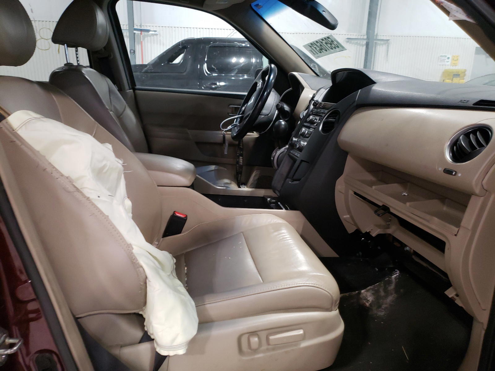 Photo 5 from auction – 2014 HONDA PILOT EXL with VIN 5FNYF4H5XEB020936