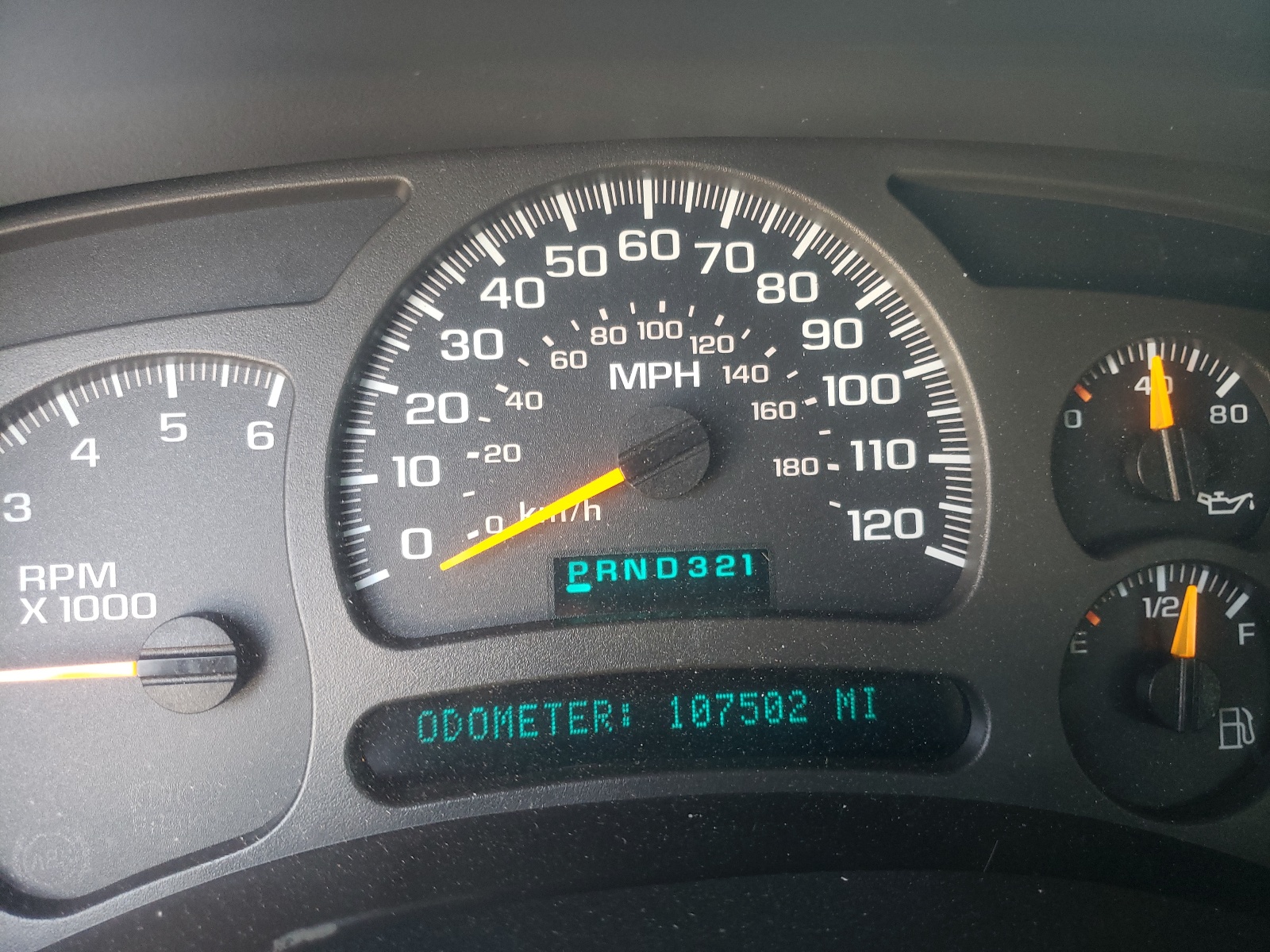 Photo 8 from auction – 2003 CHEVROLET SUBURBAN K with VIN 1GNFK16Z13J150267