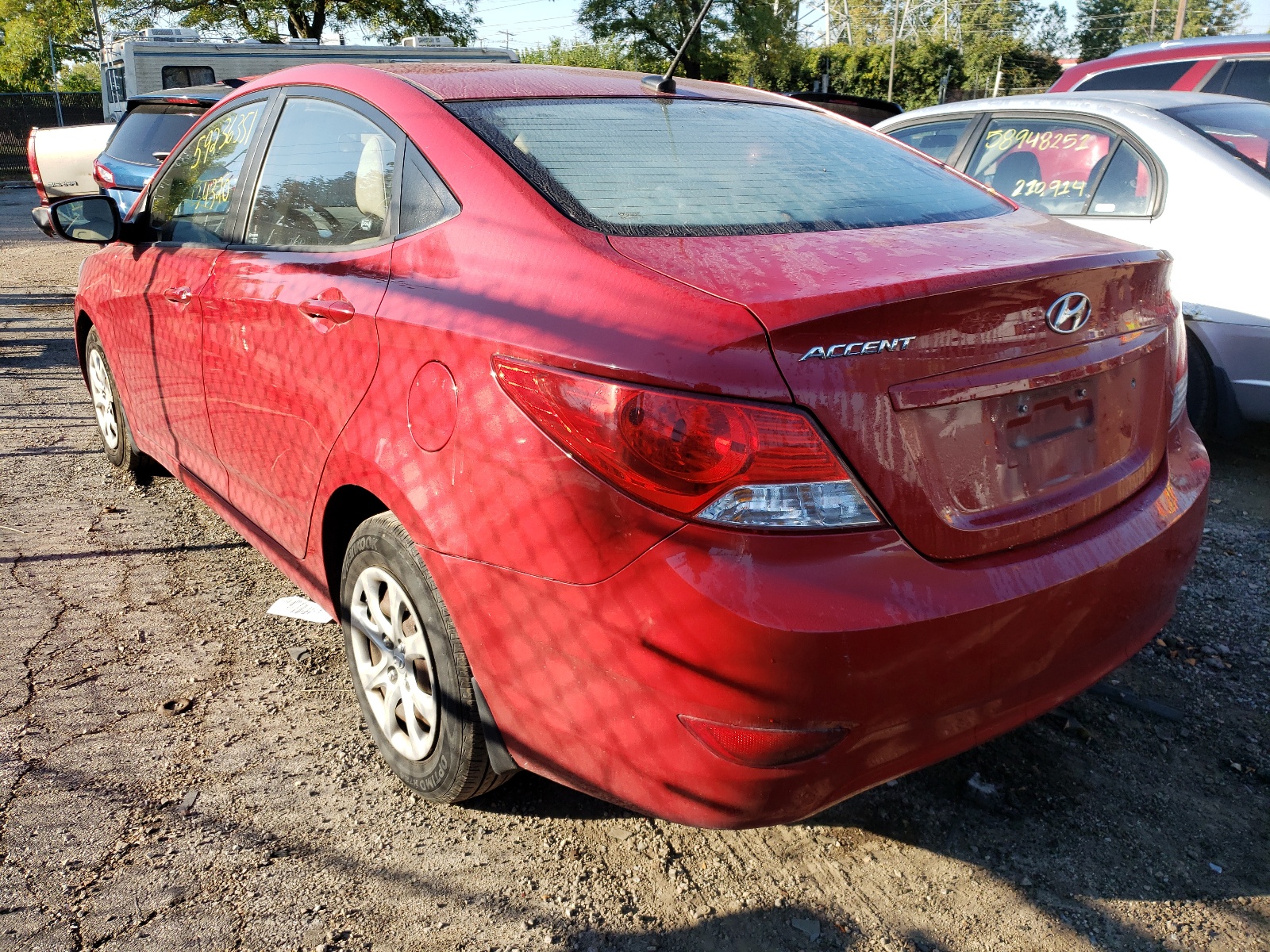 Photo 3 from auction – 2012 HYUNDAI ACCENT GLS with VIN KMHCT4AE3CU212552