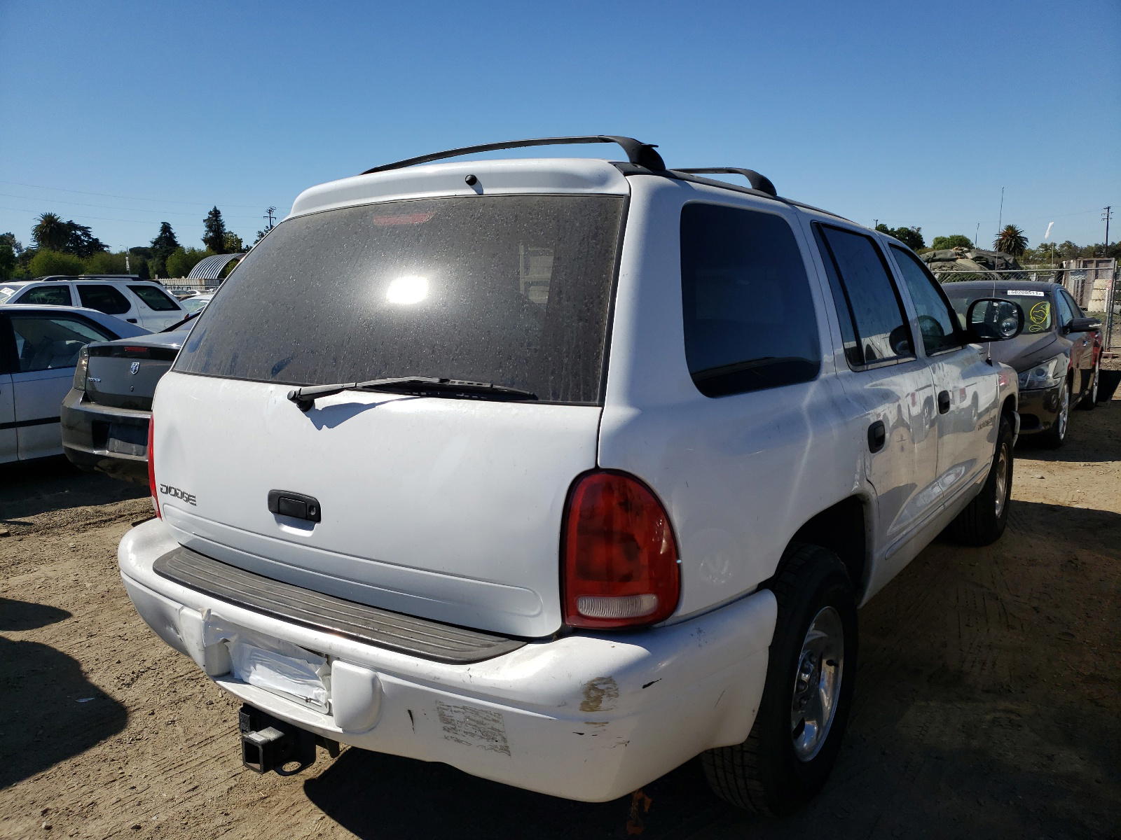 Photo 4 from auction – 1999 DODGE DURANGO with VIN 1B4HR28Y5XF540530
