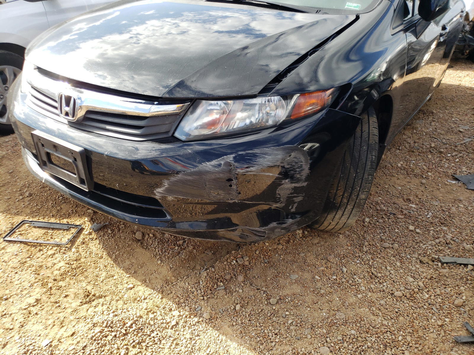 Photo 9 from auction – 2012 HONDA CIVIC LX with VIN 19XFB2F57CE051736