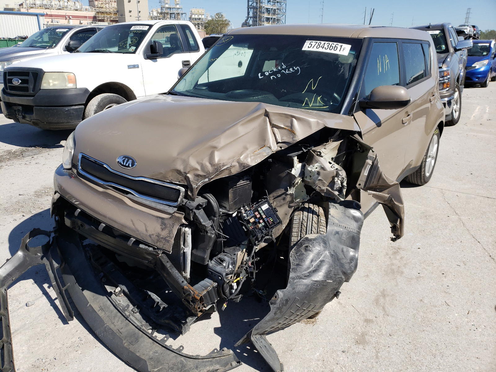 Photo 2 from auction – 2014 KIA SOUL with VIN KNDJN2A26E7109420