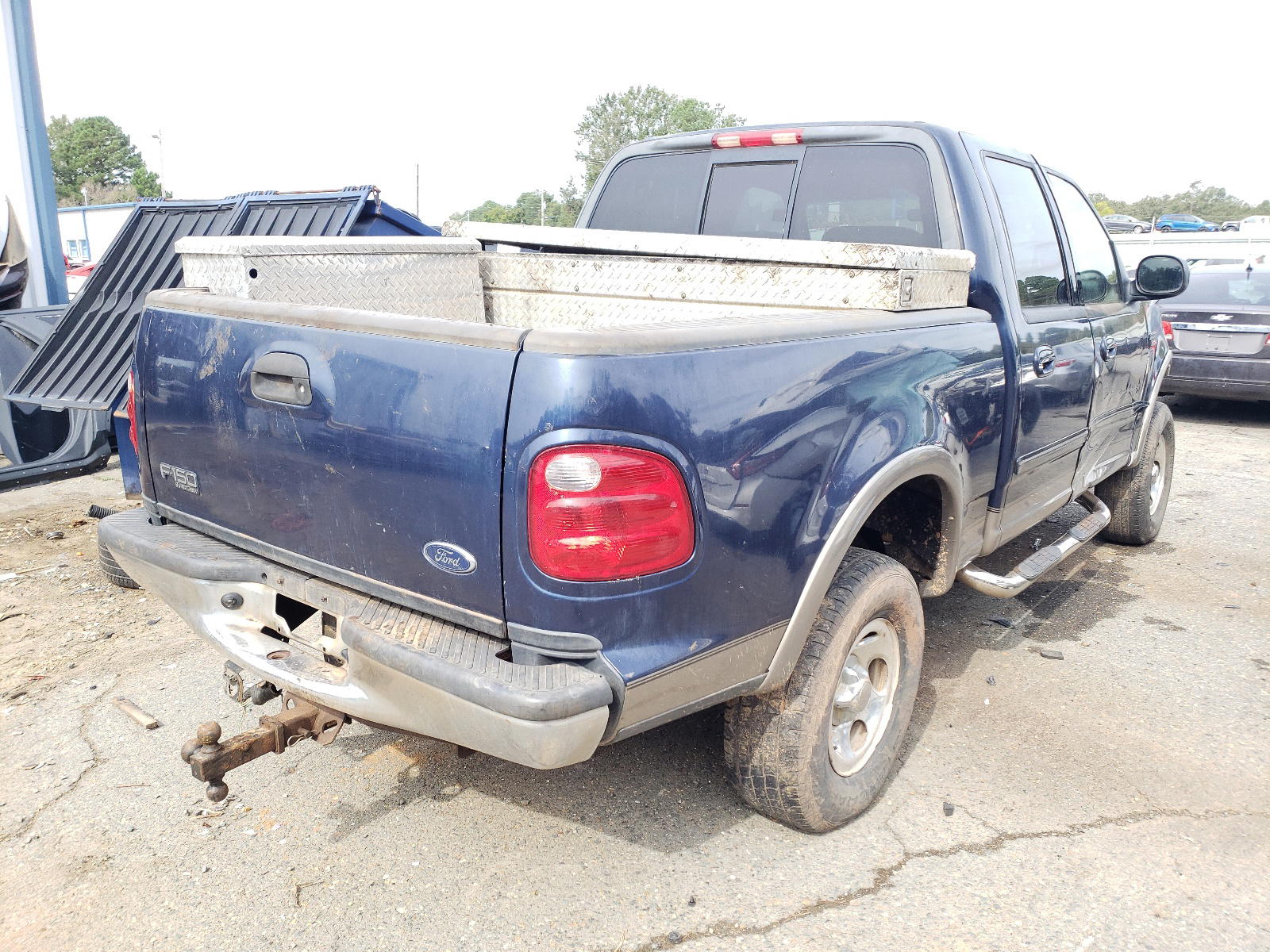 Photo 4 from auction – 2002 FORD F150 SUPER with VIN 1FTRW07L02KD78686