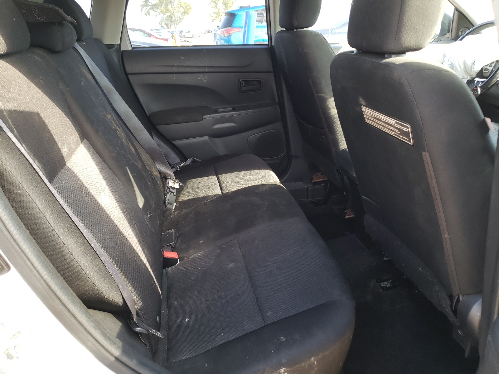 Photo 6 from auction – 2012 MITSUBISHI OUTLANDER with VIN JA4AP3AU4CZ008826