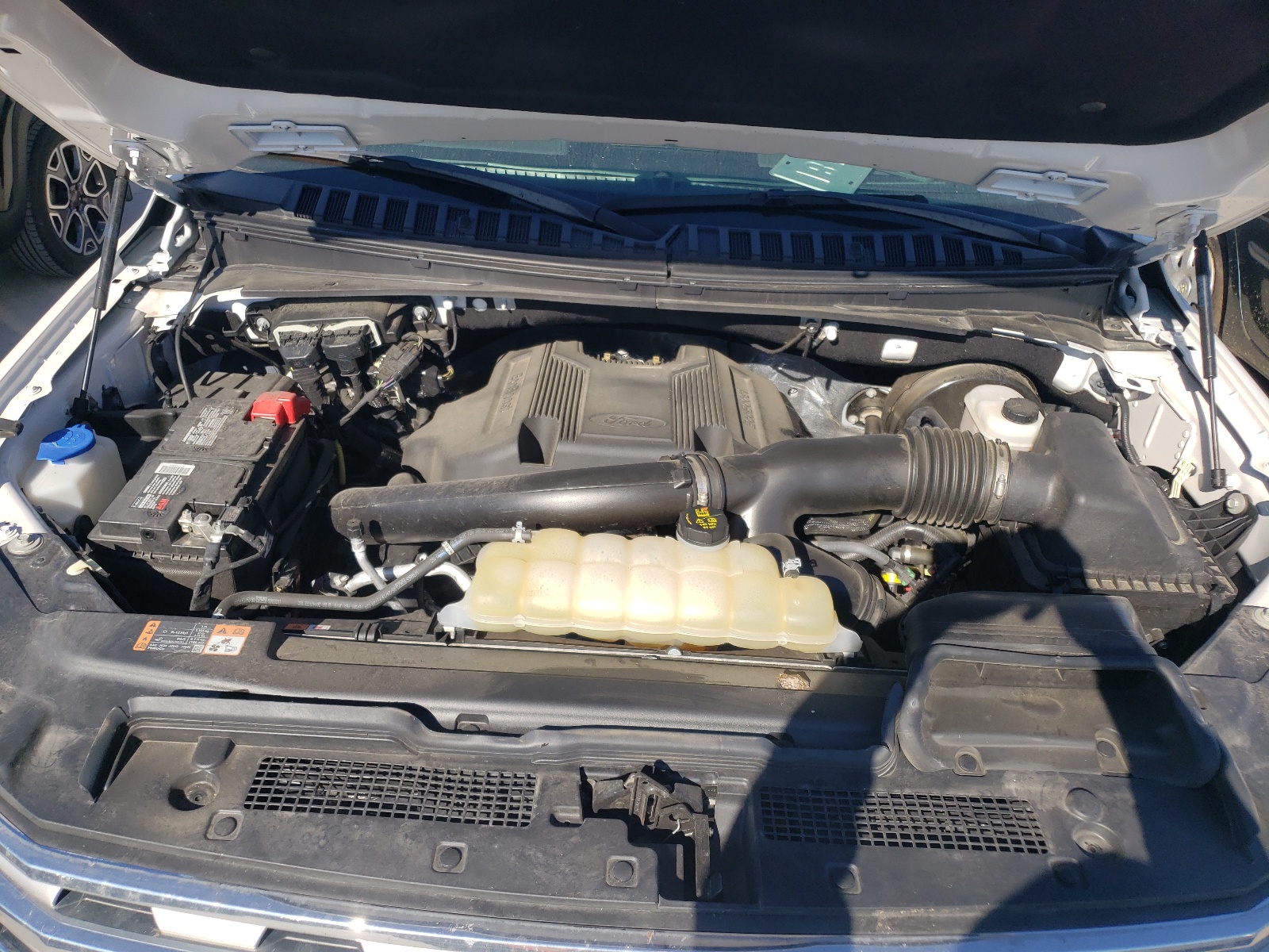 Photo 7 from auction – 2019 FORD EXPEDITION with VIN 1FMJK1KT0KEA64228