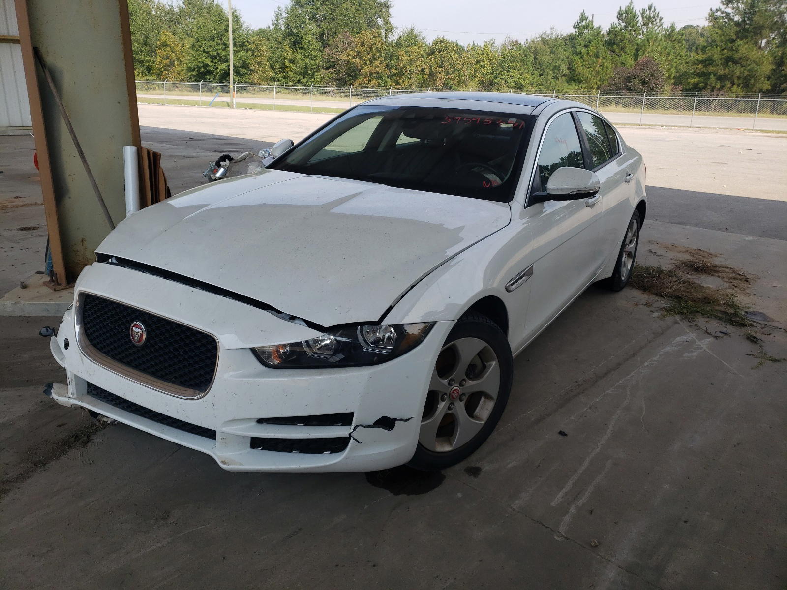 Photo 2 from auction – 2017 JAGUAR XE with VIN SAJAR4BG7HA969135