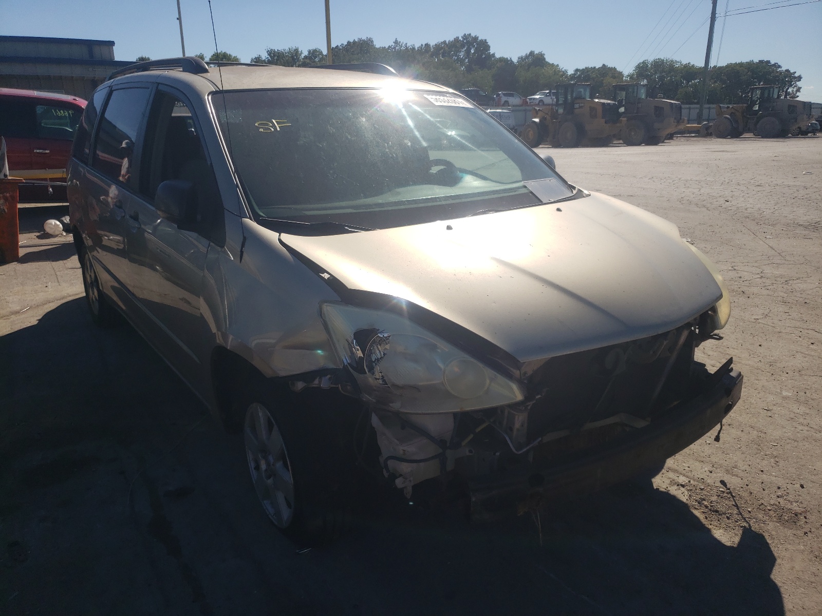 Photo 1 from auction – 2004 TOYOTA SIENNA with VIN 5TDZA23CX4S057511