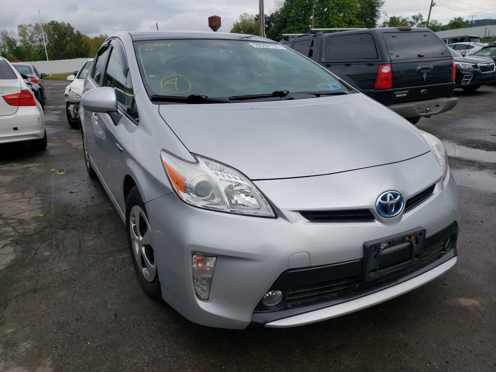 TOYOTA PRIUS 2011 مع رقم تعريف المركبة JTDKN3DU9E1737692 - صورة من المزاد