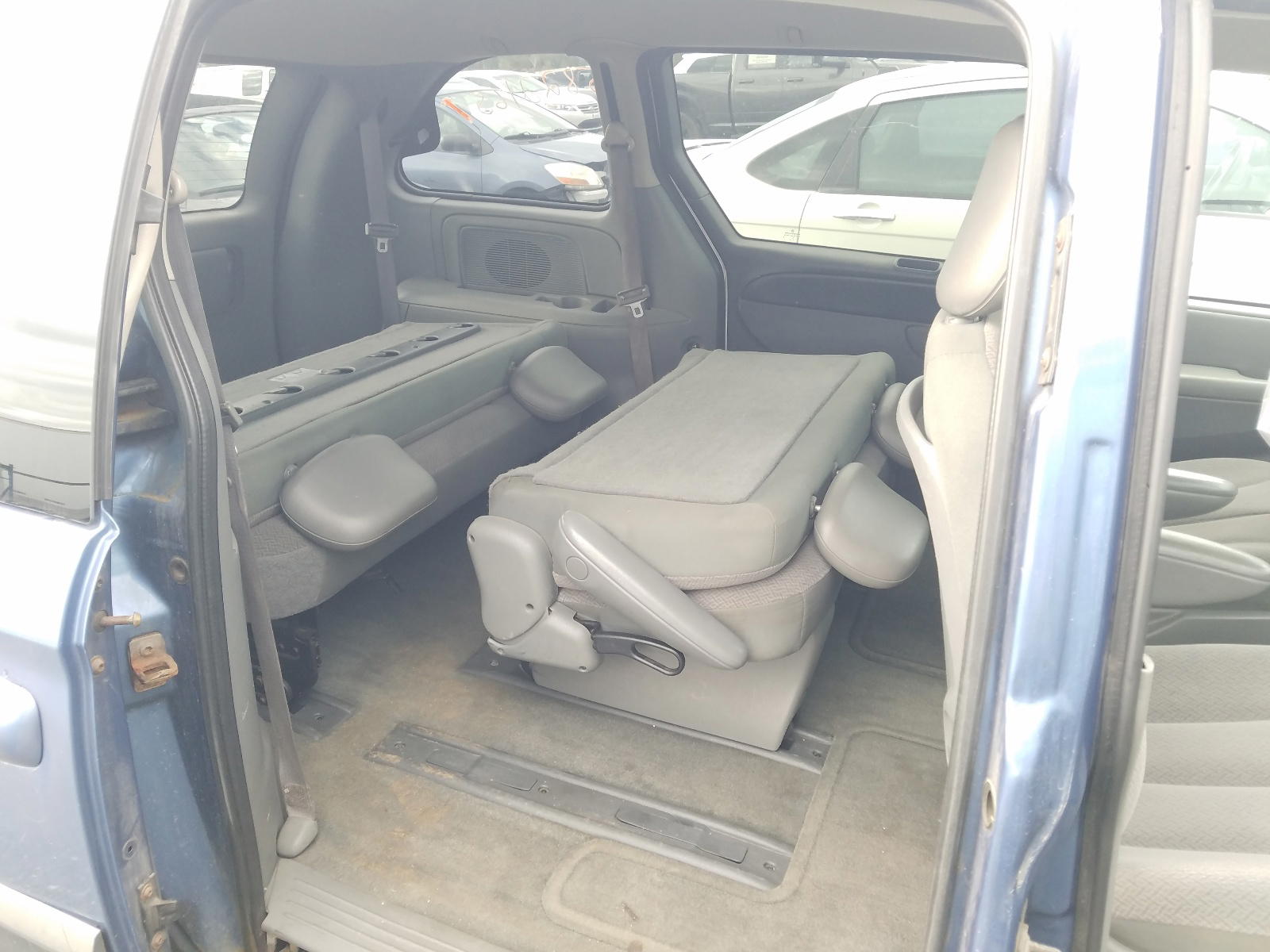 Photo 6 from auction – 2007 DODGE CARAVAN SE with VIN 1D4GP25R77B106508