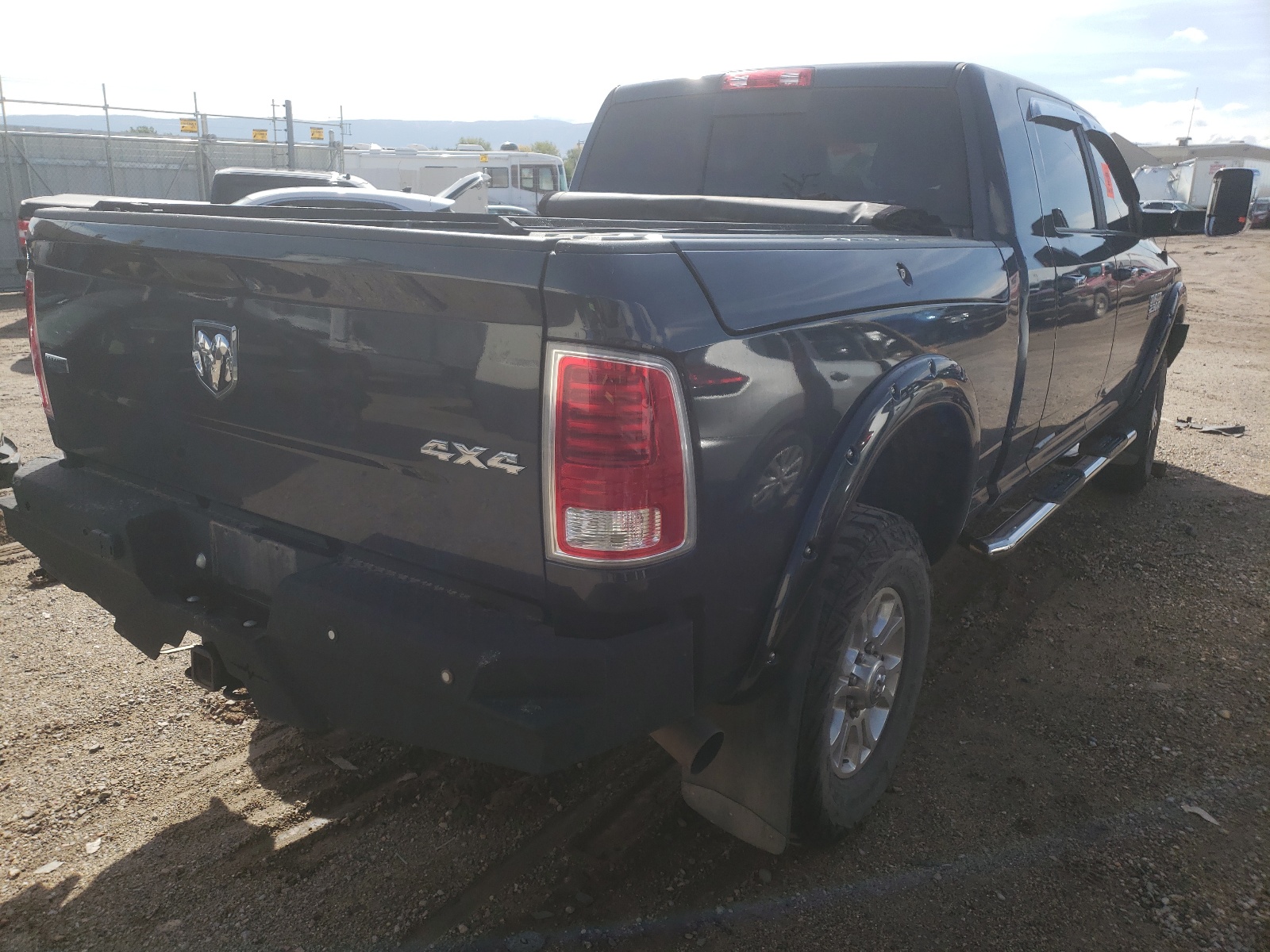 Photo 4 from auction – 2018 RAM 2500 LARAM with VIN 3C6UR5NL0JG371557