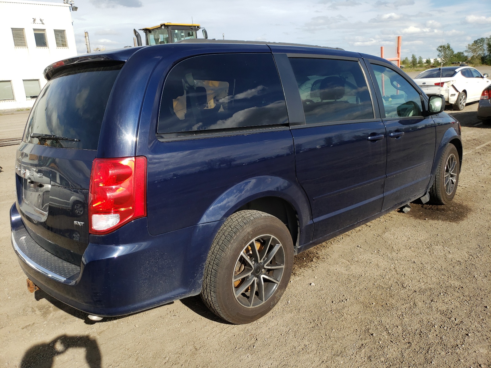صورة رقم 4 من المزاد - 2016 DODGE GRAND CARA مع VIN 2C4RDGBG7GR248275