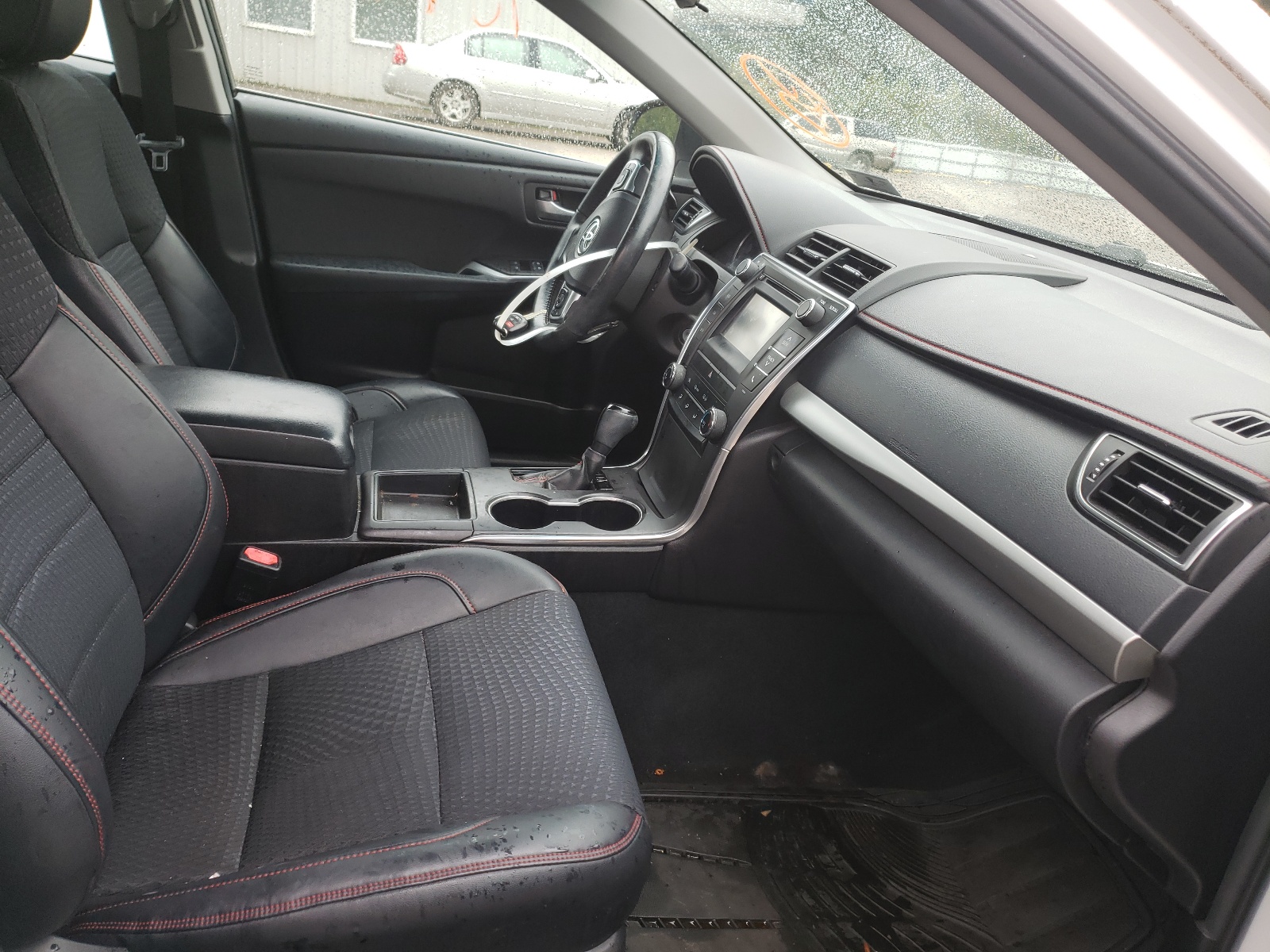 Photo 5 from auction – 2015 TOYOTA CAMRY LE with VIN 4T1BF1FK8FU905444