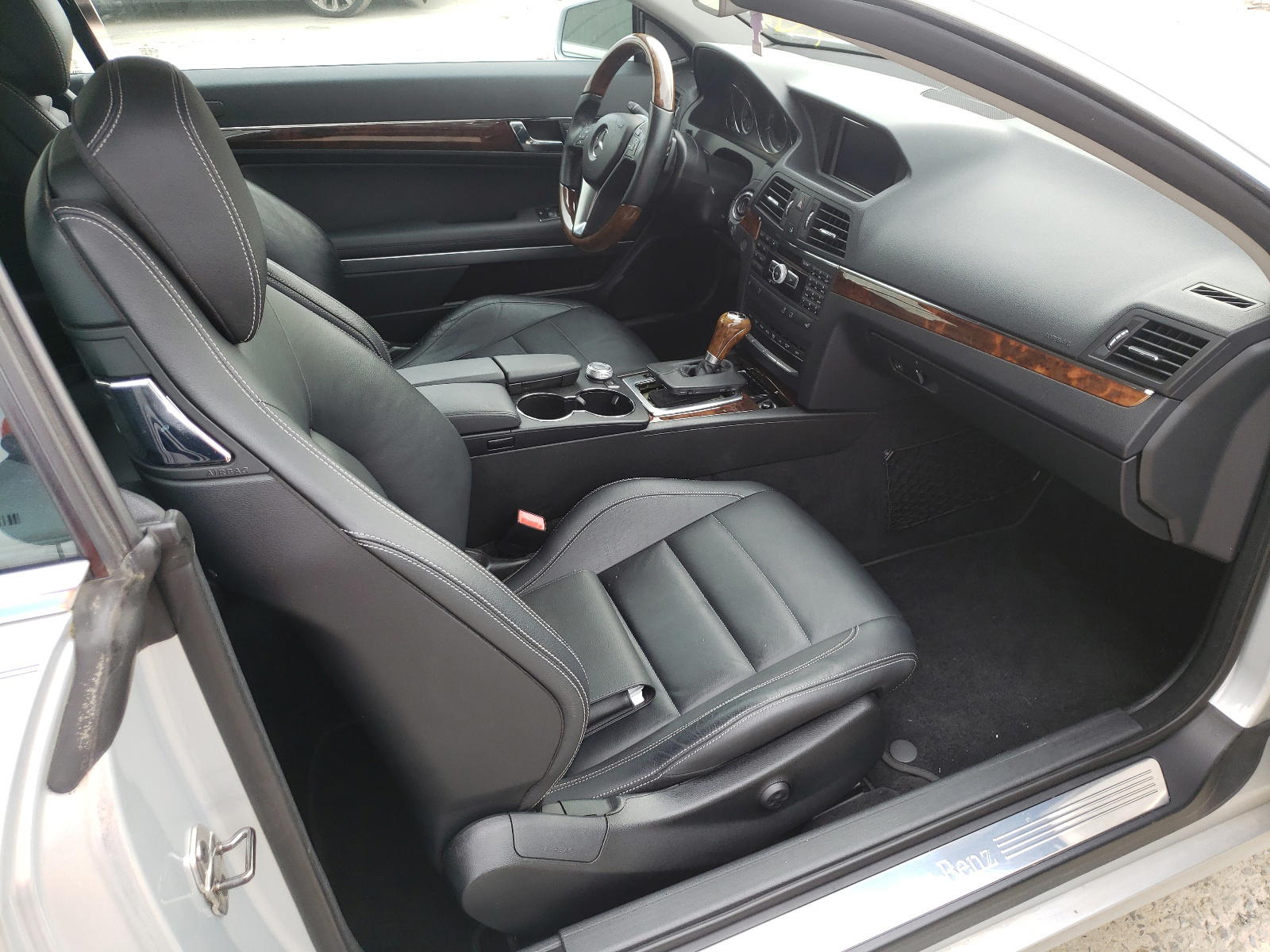 Photo 5 from auction – 2012 MERCEDES-BENZ E 350 with VIN WDDKK5KF3CF168949