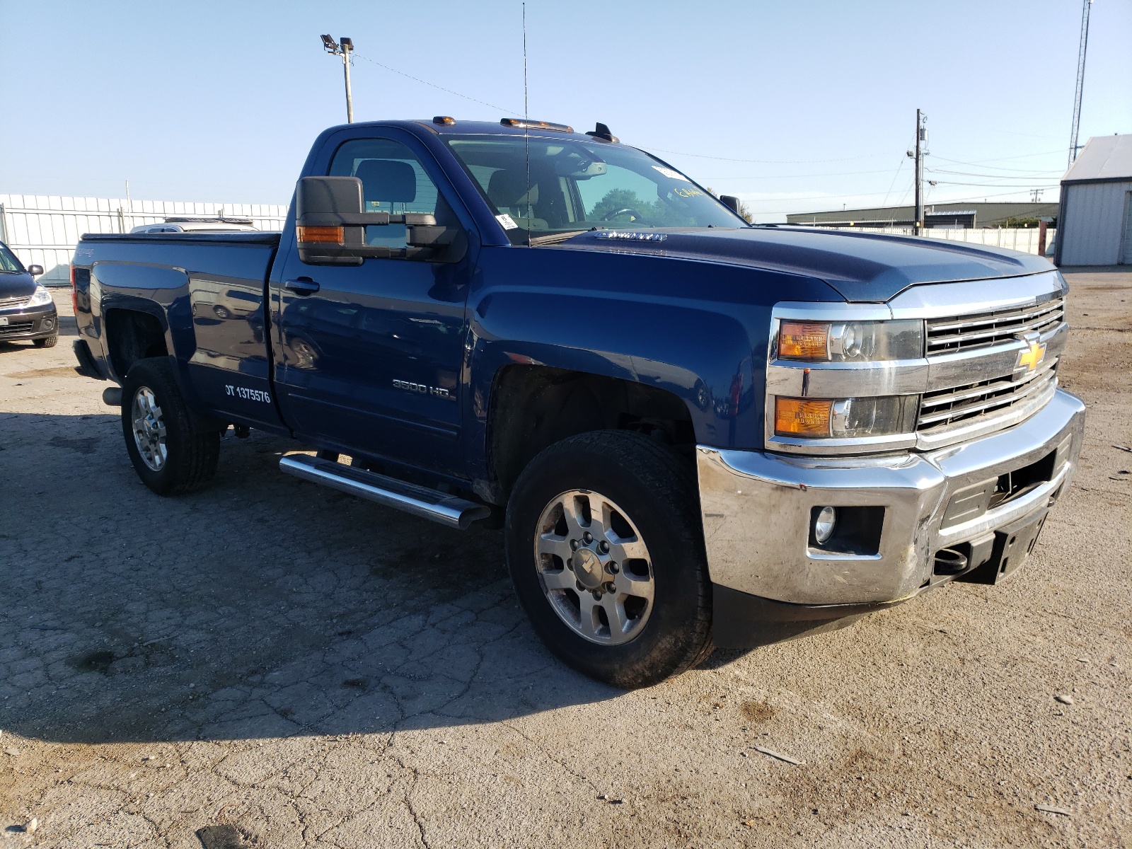 Photo 1 from auction – 2015 CHEVROLET SILVERADO with VIN 1GC3KZC8XFZ536164