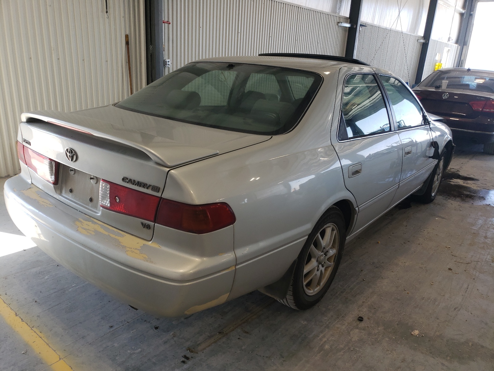 Photo 4 from auction – 2001 TOYOTA CAMRY LE with VIN 4T1BF28K51U122867