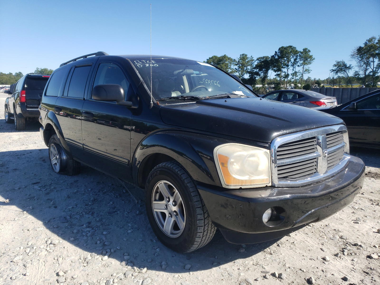 DODGE DURANGO 2004 with VIN 1D4HD48D24F212085 - Photo from auction