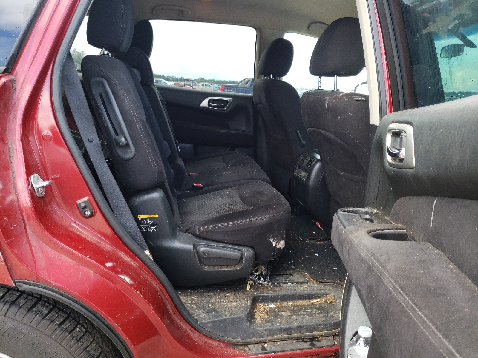 Zdjęcie 6 z aukcji – 2014 NISSAN PATHFINDER z VIN 5N1AR2MN5EC678305