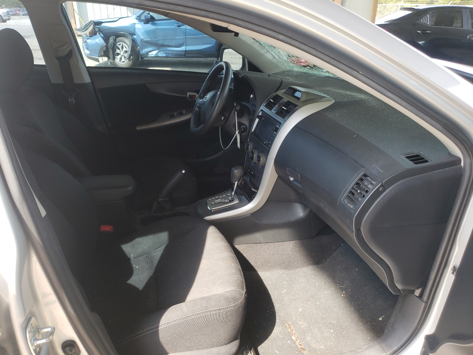 Photo 5 from auction – 2013 TOYOTA COROLLA BA with VIN 5YFBU4EE0DP167107